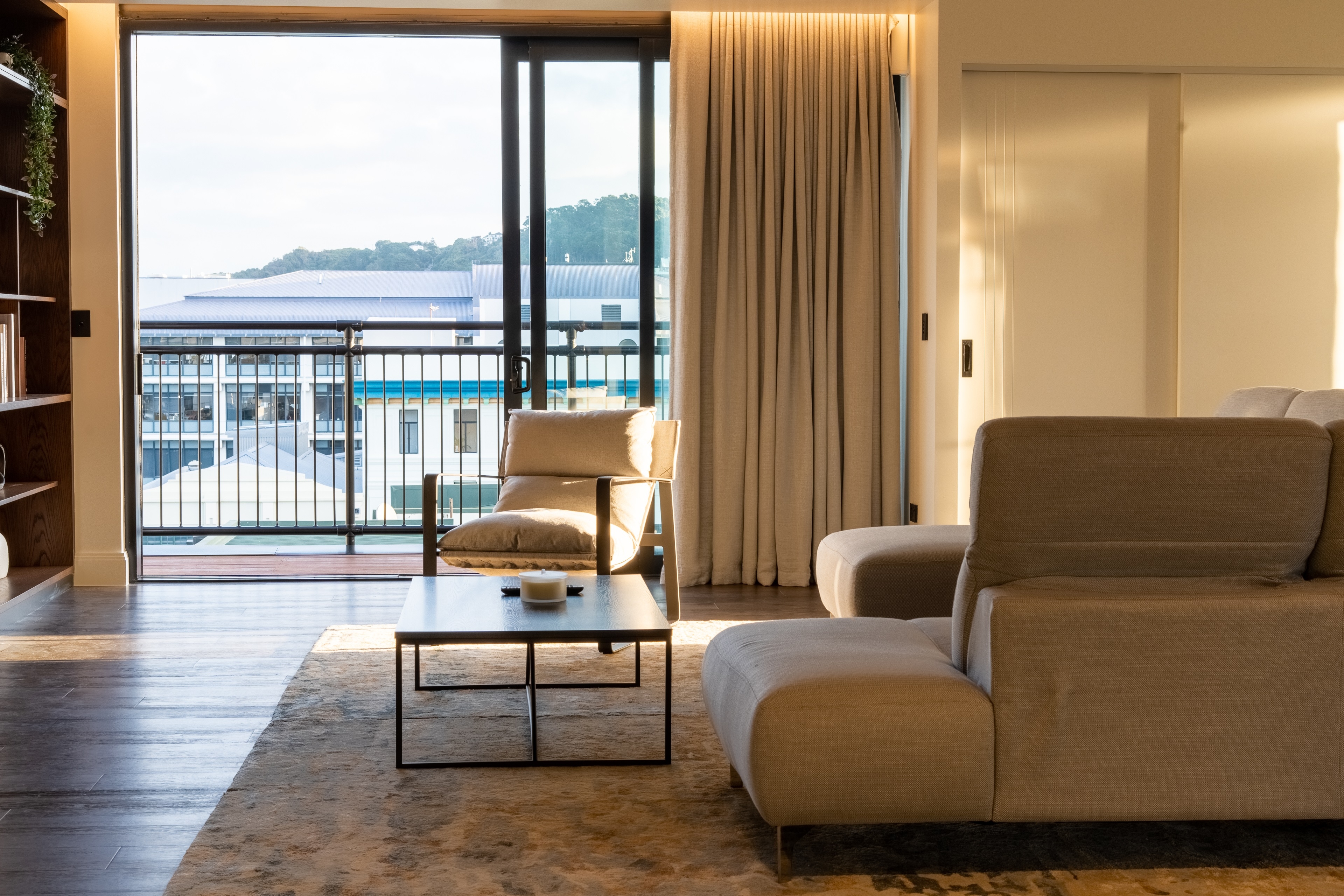 Guest room at the TRYP by Wyndham Wellington Tory Street in Wellington, Other than US/Canada