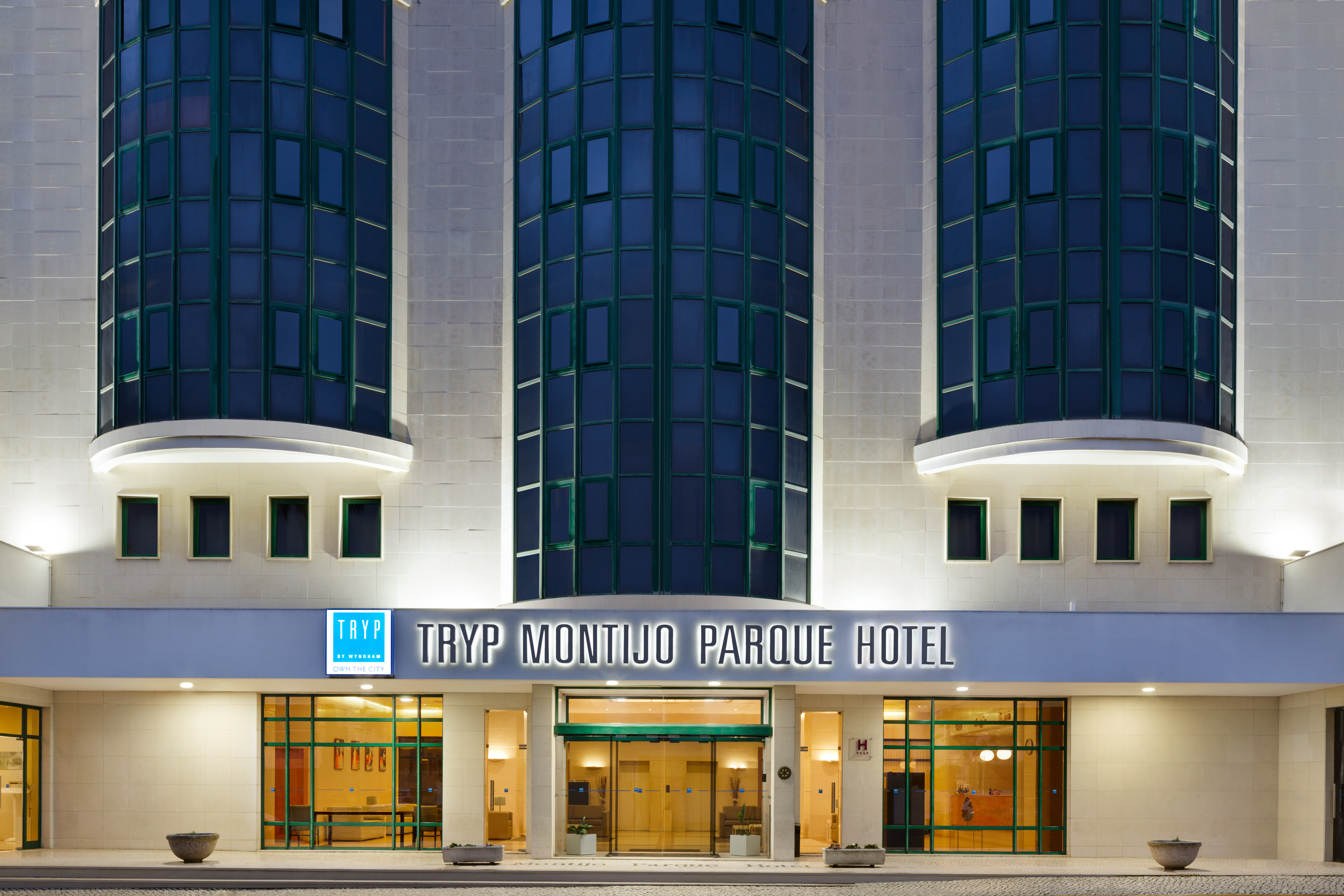 hotel tryp by wyndham montijo parque hotel