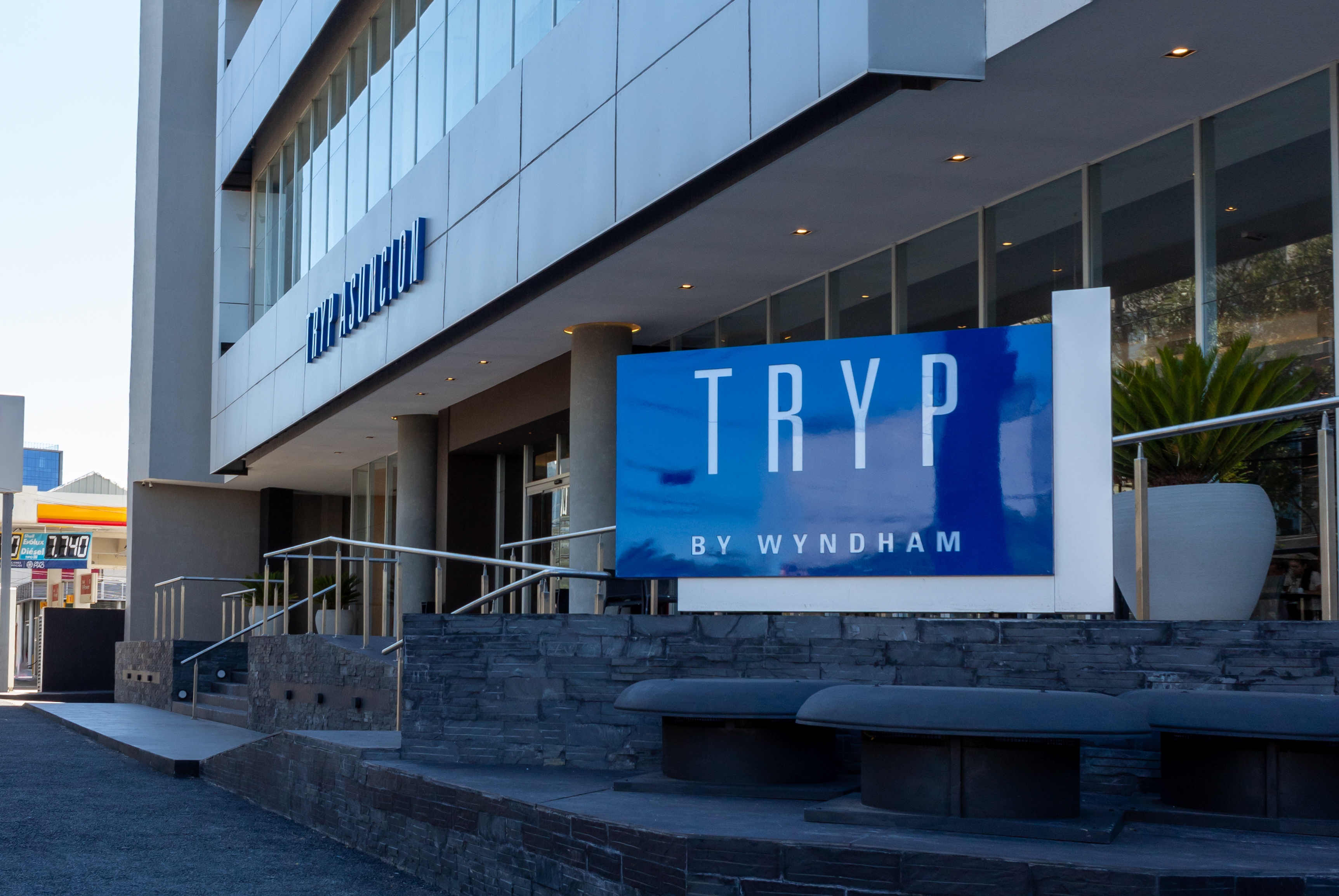 Exterior of Tryp by Wyndham Asuncion hotel in Asuncion, Other than US/Canada