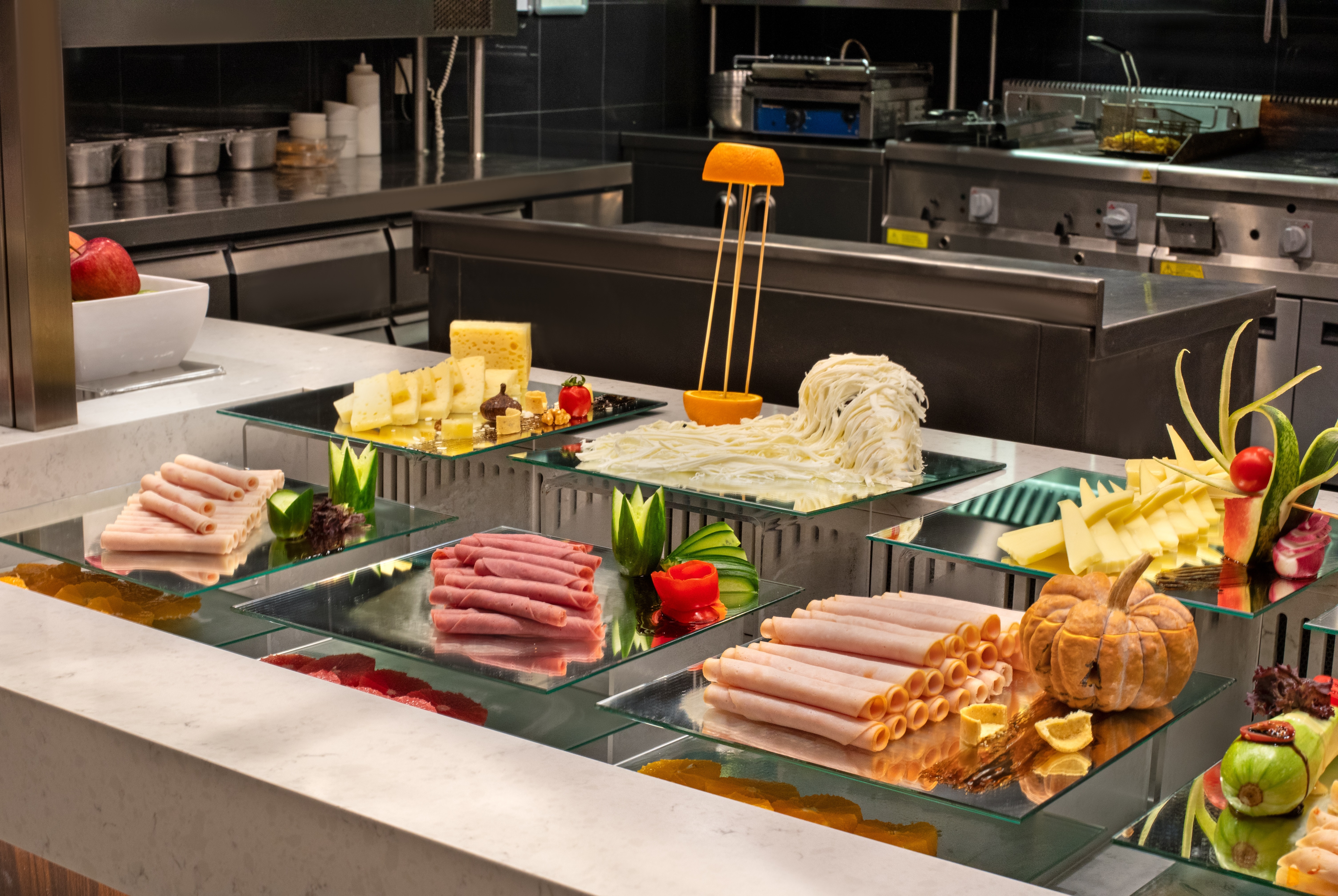 TRYP By Wyndham Istanbul Sisli Hotel restaurant breakfast area with seating in Istanbul, Other than US/Canada