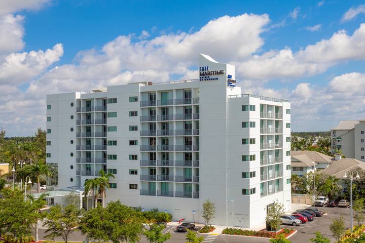 Tryp By Wyndham Maritime Fort Lauderdale Fl Hotels By Wyndham Maritime Fort Lauderdale