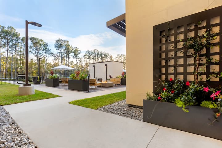 Firepit at WaterWalk Extended Stay Jacksonville Deerwood Pk in Jacksonville, Florida