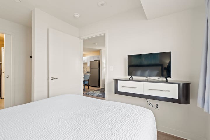 Guest room at the WaterWalk Extended Stay Kansas City - Overland Pk in Overland Park, Kansas