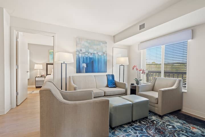 Guest room at the WaterWalk Extended Stay Kansas City - Overland Pk in Overland Park, Kansas
