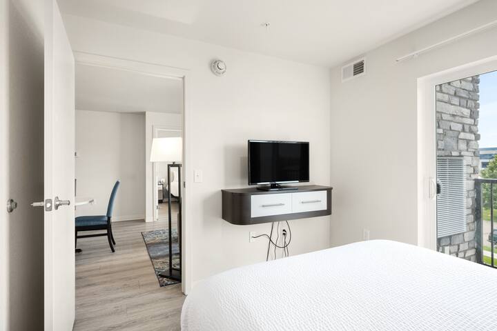 Guest room at the WaterWalk Extended Stay Minneapolis - Plymouth in Plymouth, Minnesota