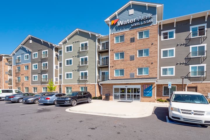 Exterior of WaterWalk Extended Stay Charlotte - Arrowood hotel in Charlotte, North Carolina
