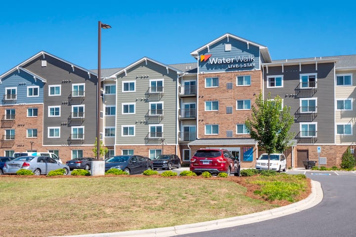 Exterior of WaterWalk Extended Stay Charlotte - Arrowood hotel in Charlotte, North Carolina