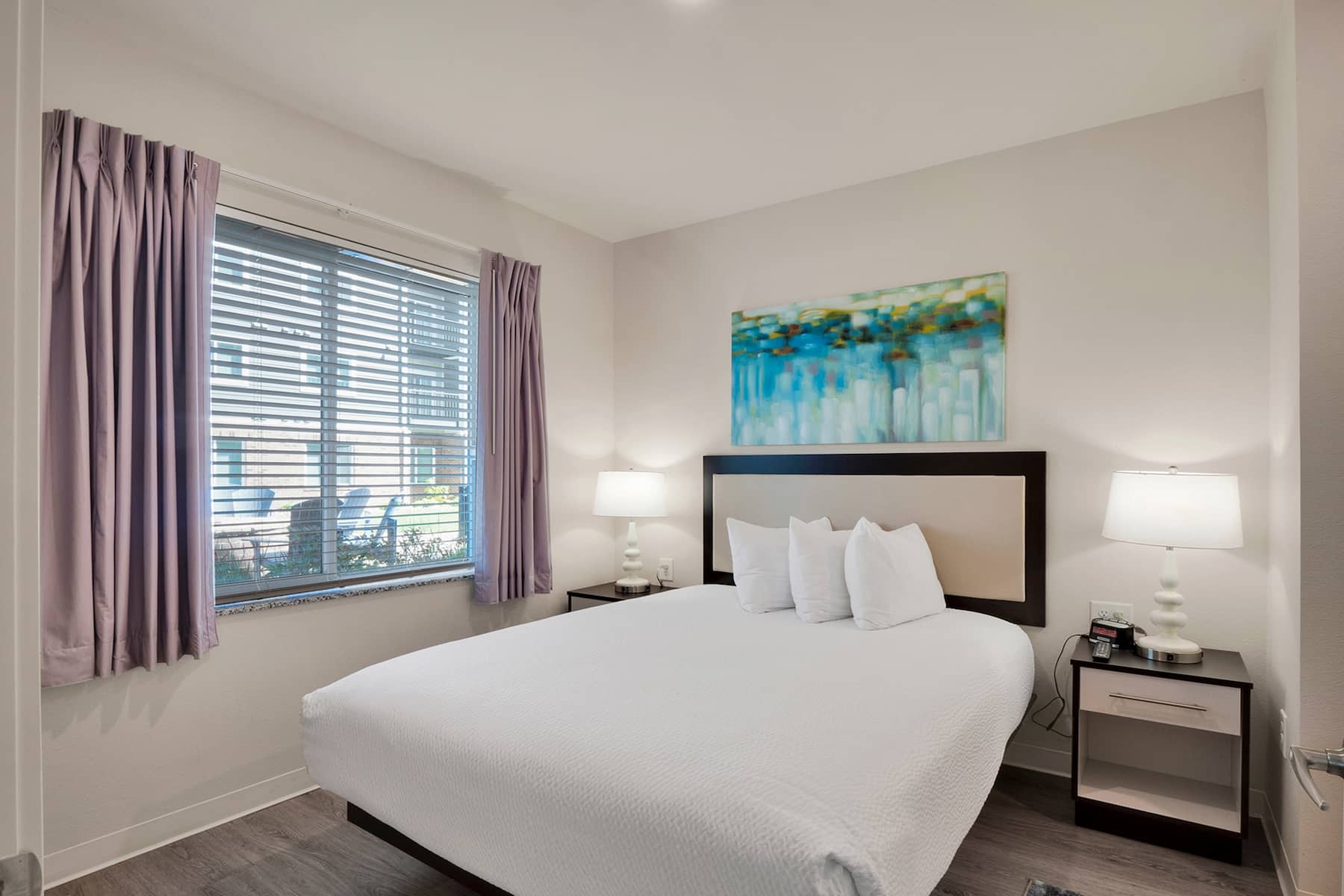 WaterWalk Extended Stay Charlotte - Arrowood suite in Charlotte, North Carolina