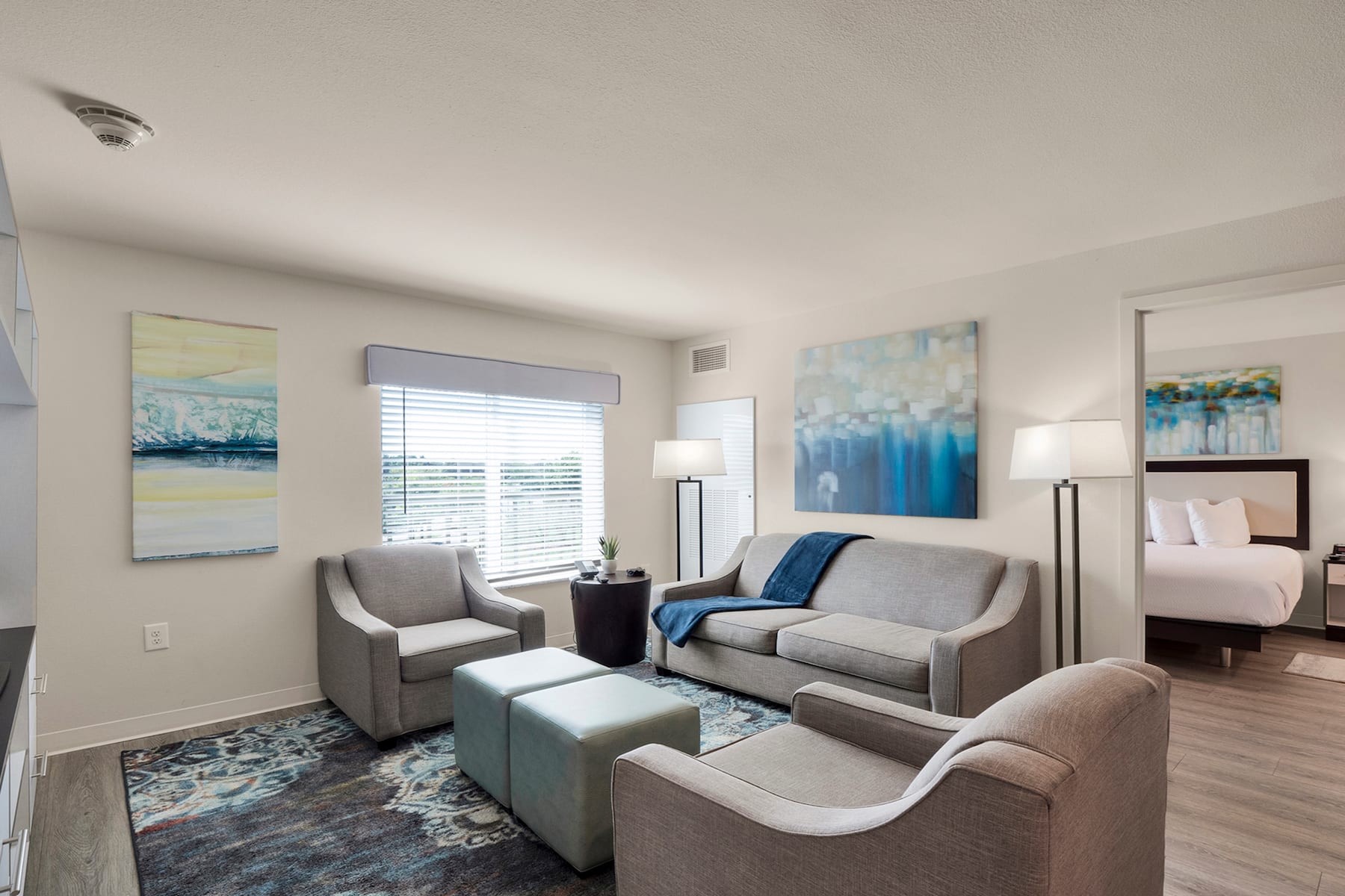 WaterWalk Extended Stay Charlotte - Arrowood suite in Charlotte, North Carolina