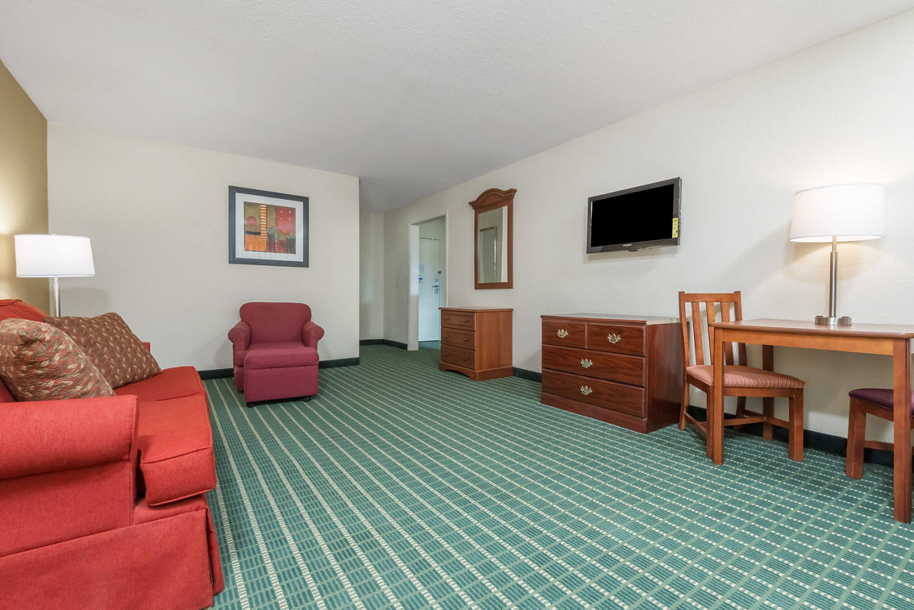 Guest Room Living Area