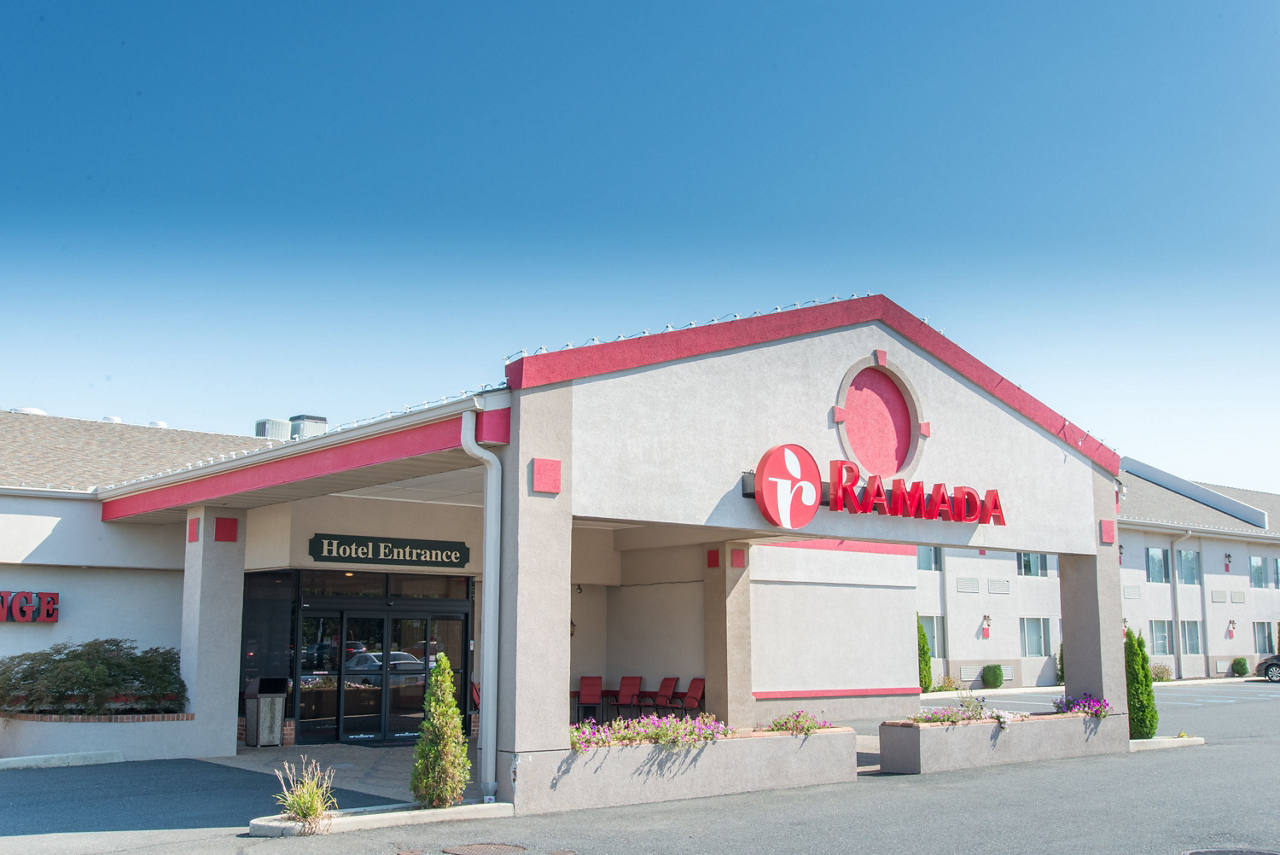 Welcome to the Ramada Vineland Millville Area
