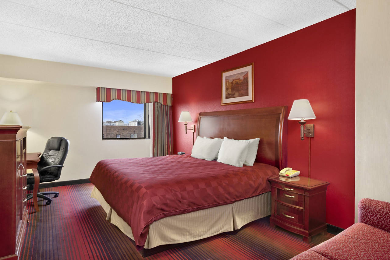 Standard King Room