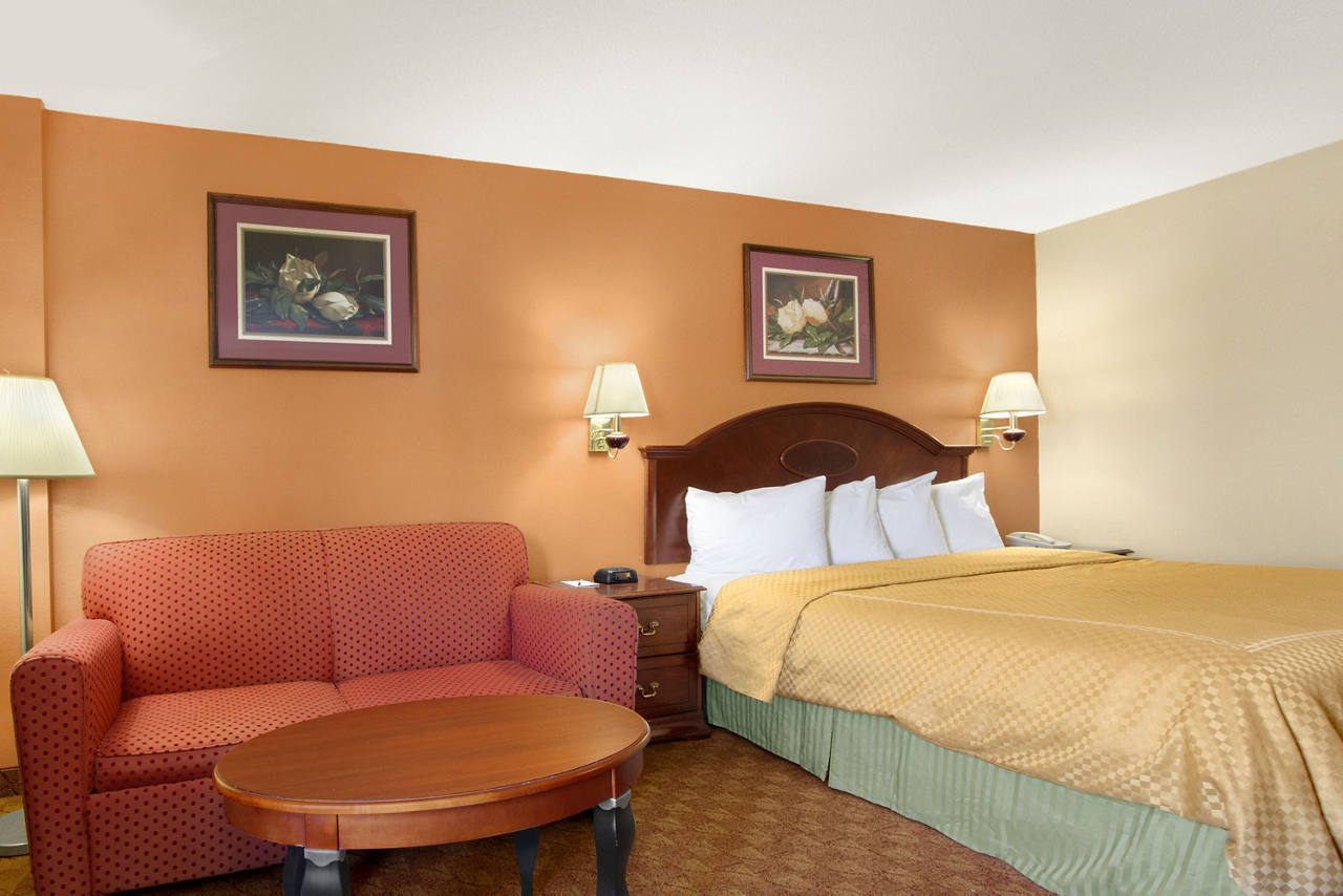 Standard King Room