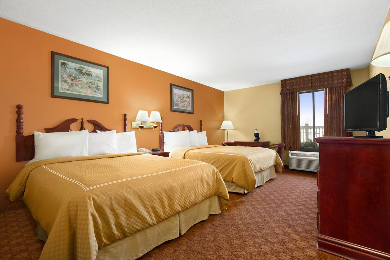 Standard Two Queen Room