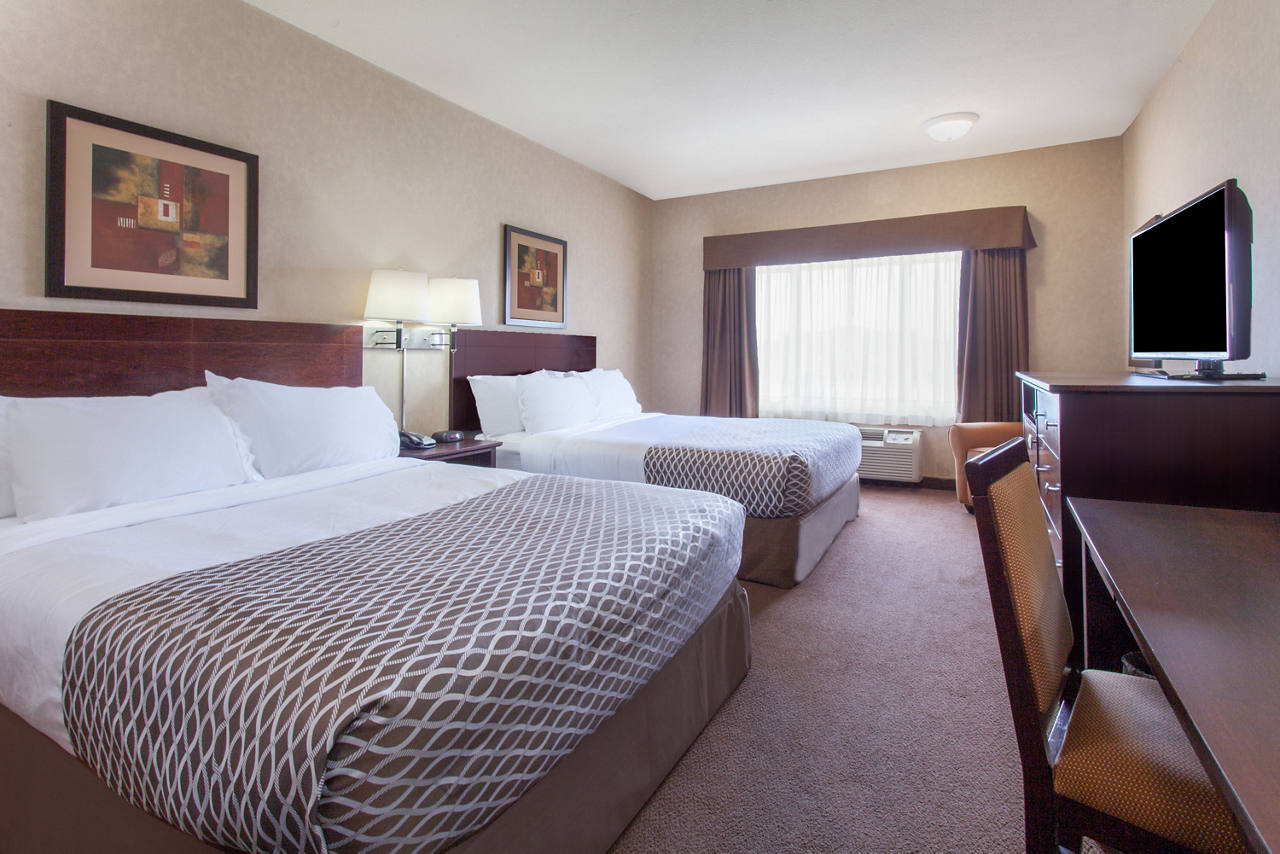 2 Queen Bed Room