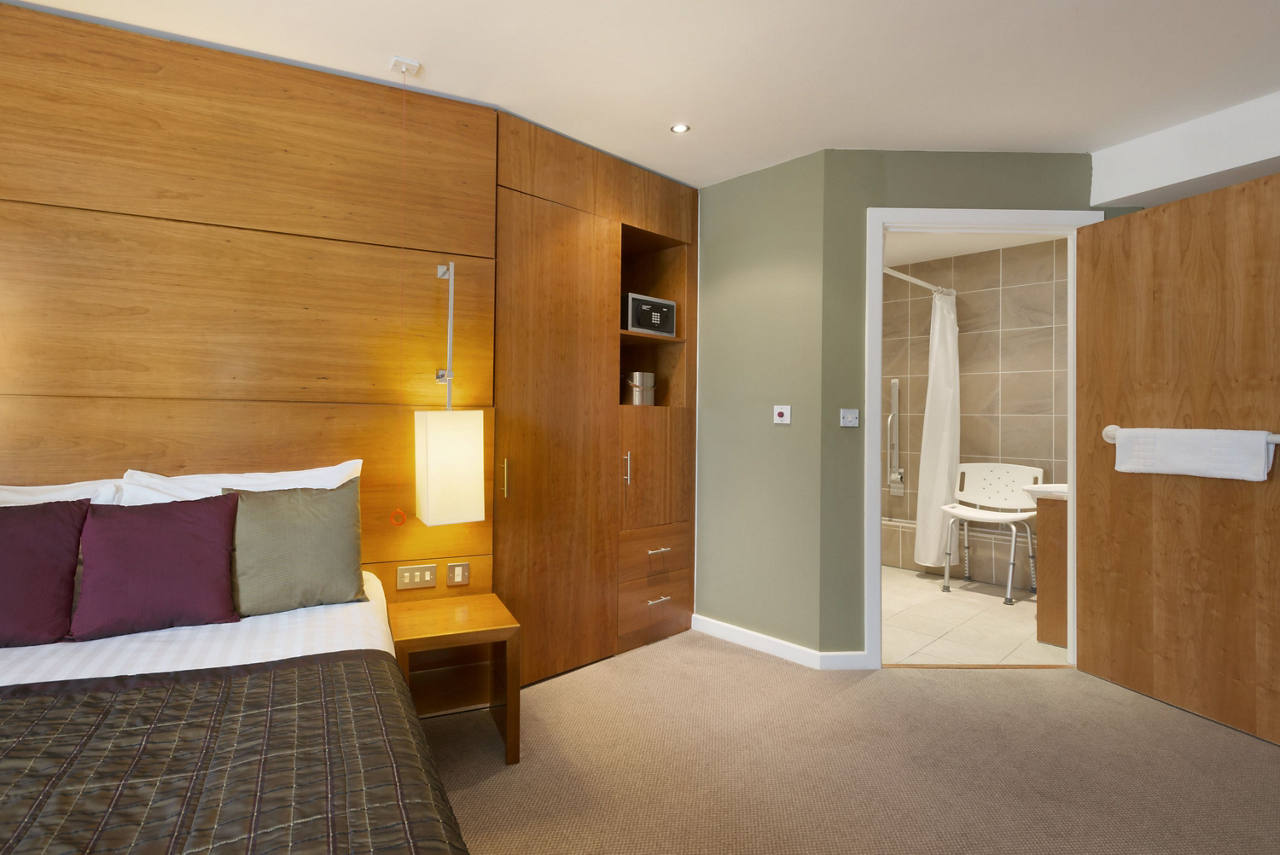 1 Double Bed Accessible Room