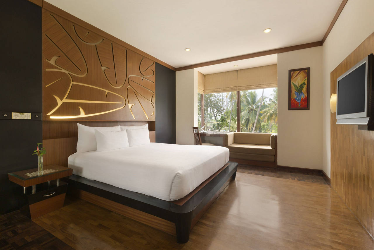 1 King Bed Deluxe Room