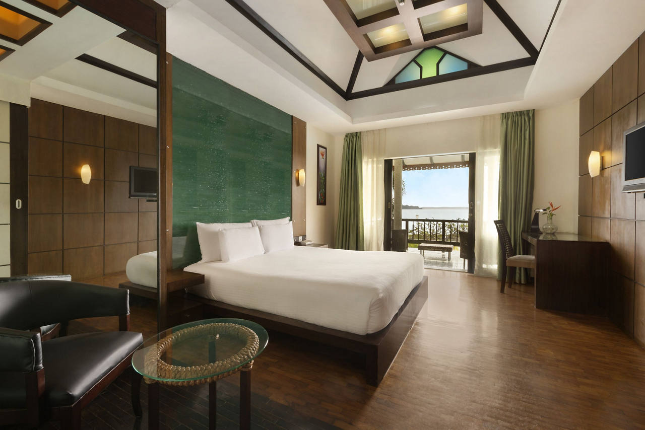 1 King Bed Cottage