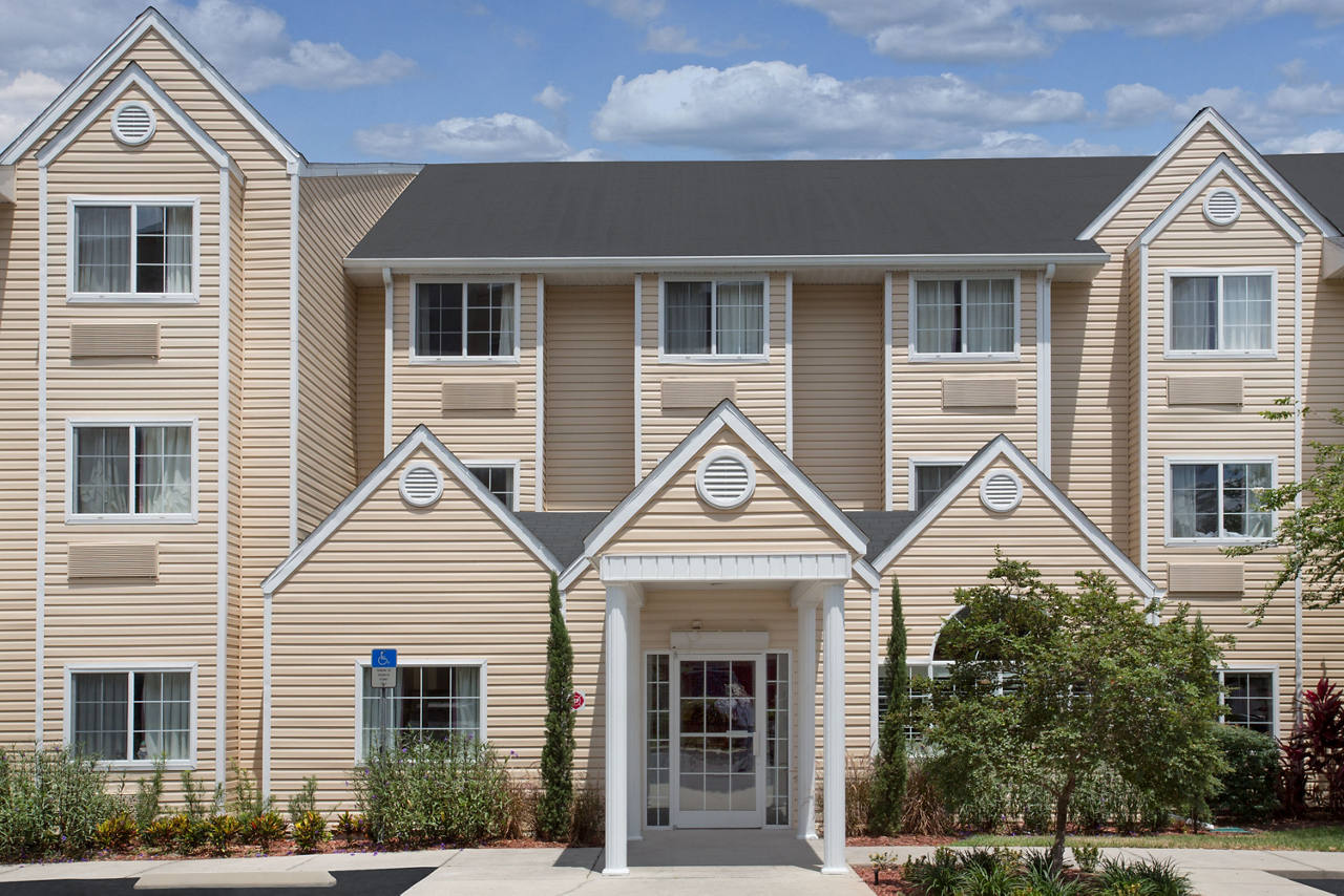 Welcome to Microtel by Wyndham Leesburg/Mt Dora