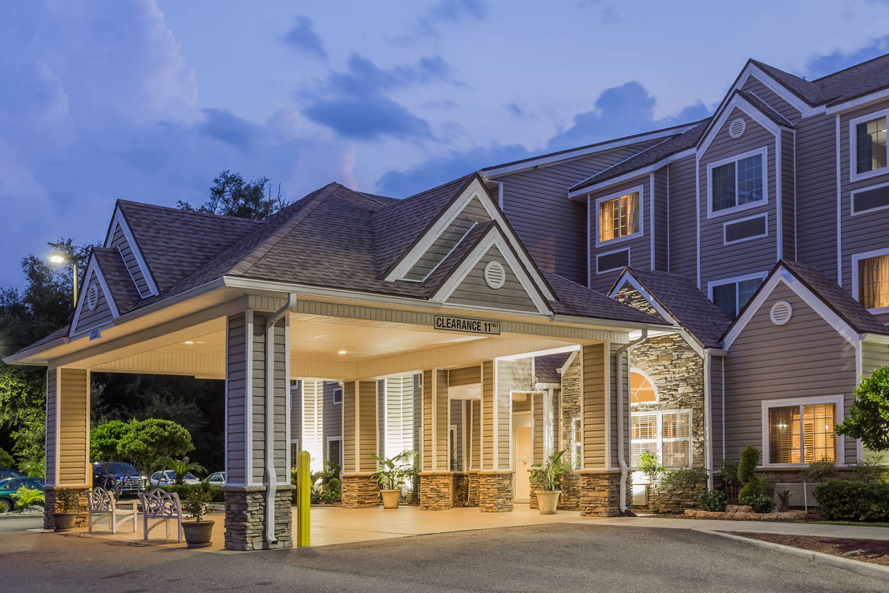 Microtel Jacksonville Airport