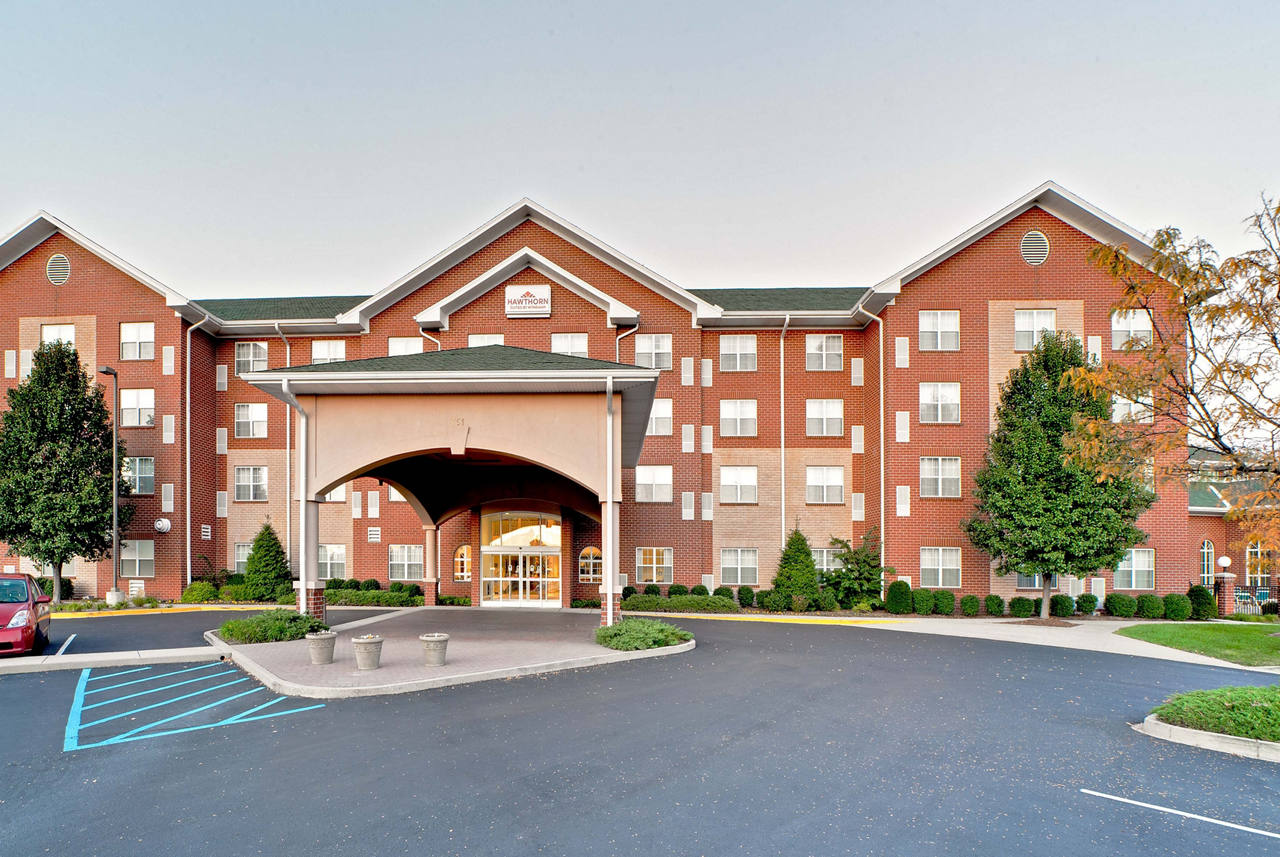 Welcome to the Hawthorn Suites Louisville