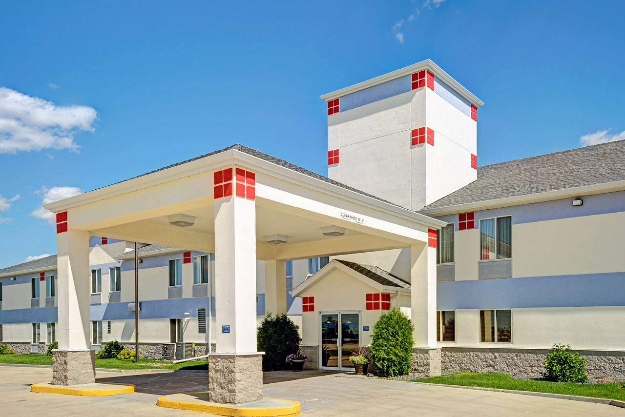 Welcome to the Baymont Inn Wahpeton