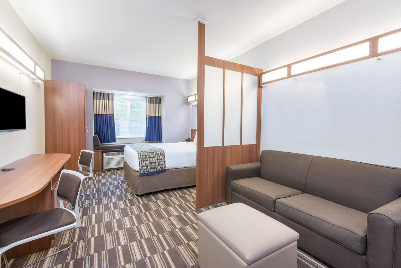 One Queen Bed Suite