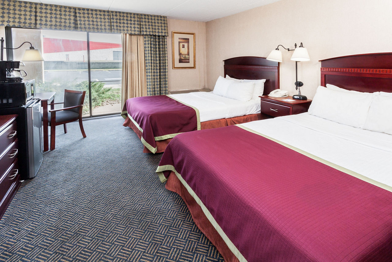 2 Double Bed Room