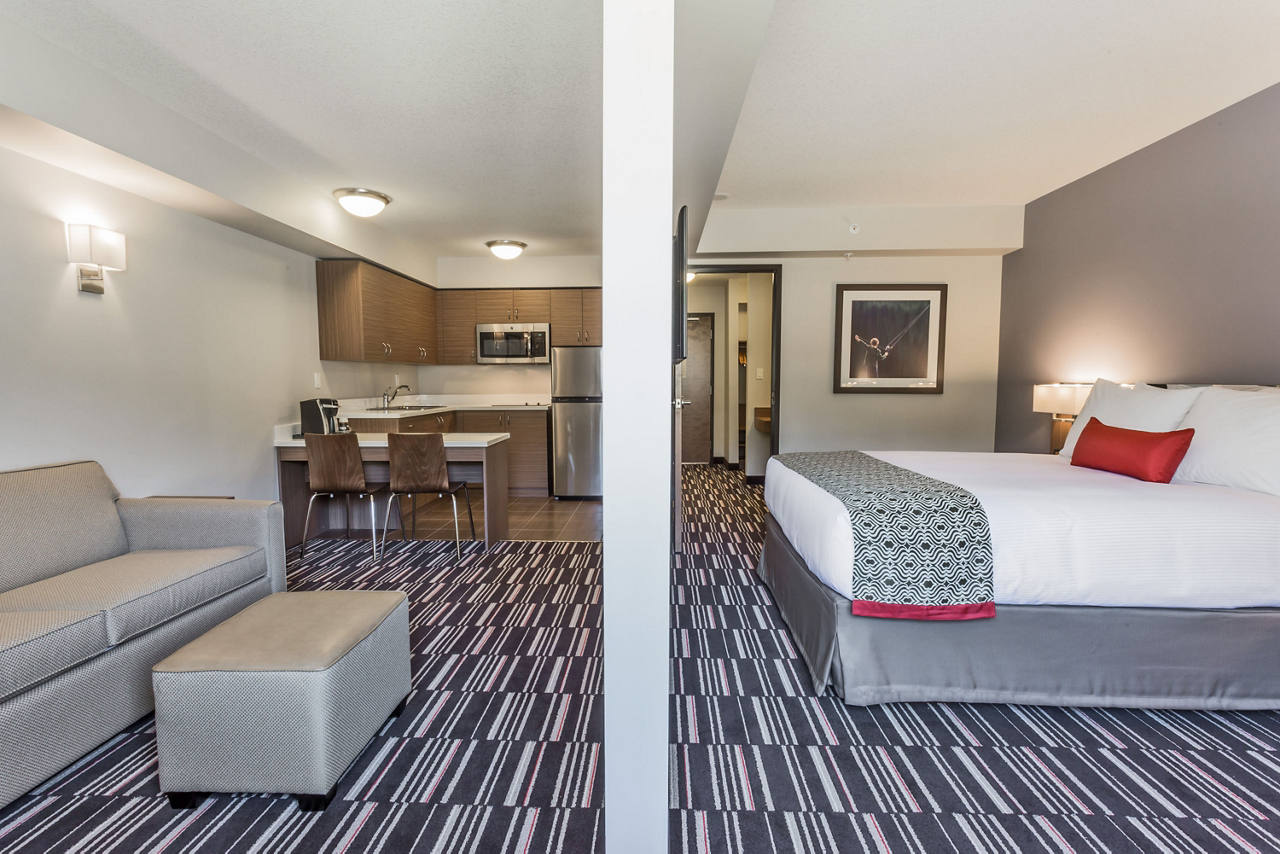 2 Queen Bed Room