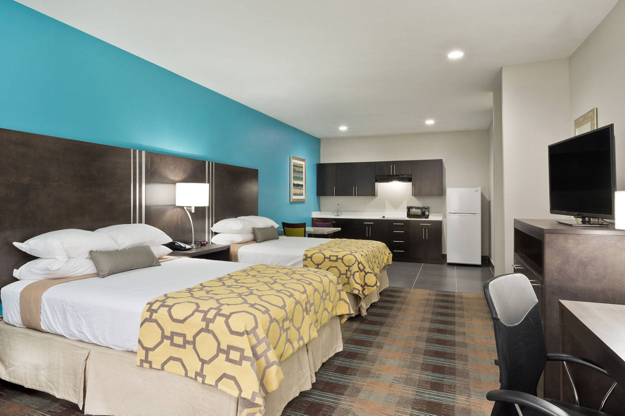 2 Queen Bed Room