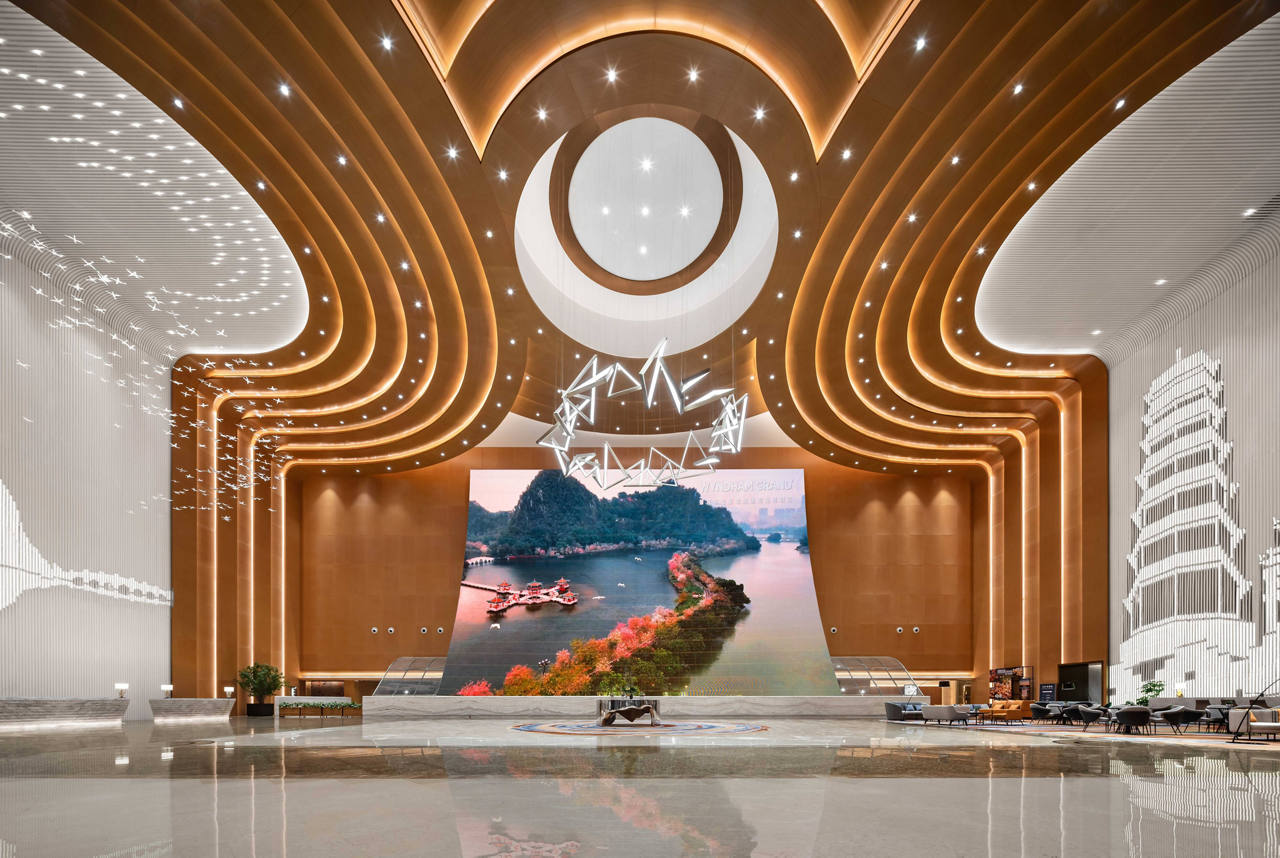 Wyndham Grand Zhaoqing Downtown Lobby Image