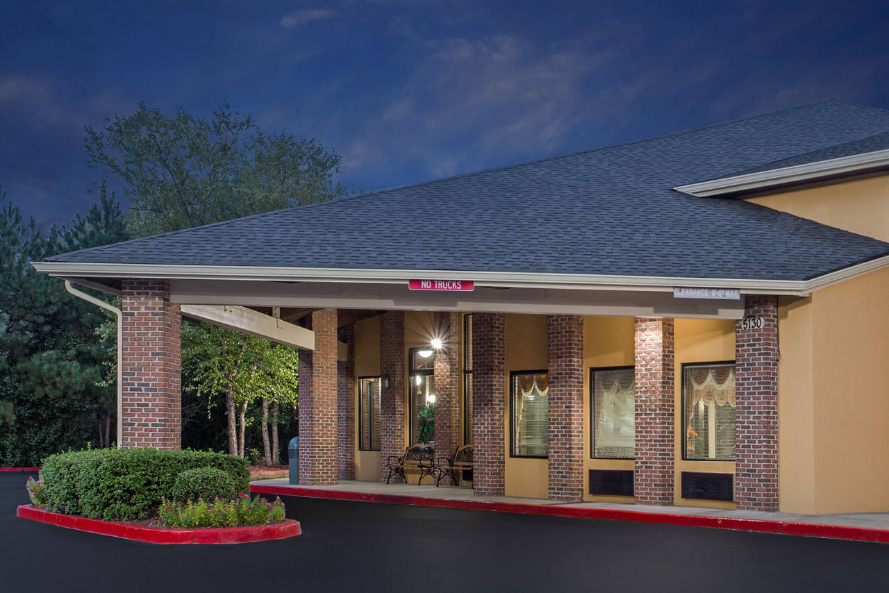 Baymont Inn and Suites Smyrna