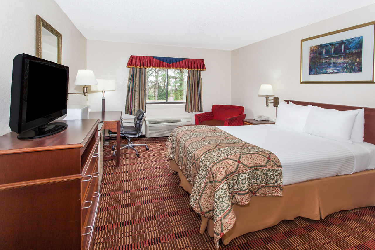 1 Double Bed Room